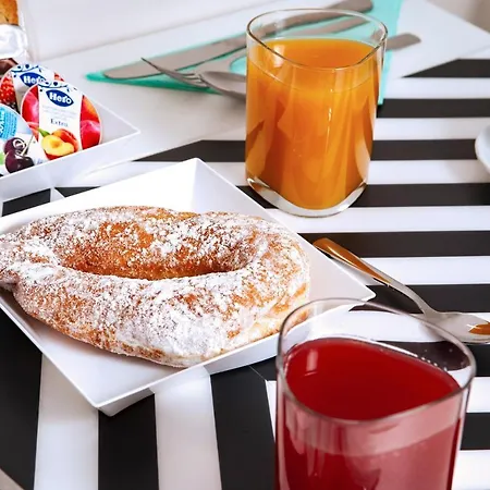 Relax In Couette-café 2*